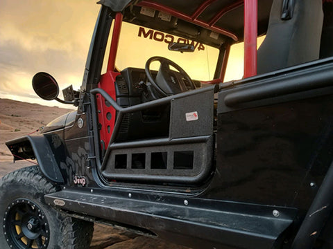 Fishbone Offroad 97-06 Jeep Wrangler TJ Front Tube Doors - Black Textured Powdercoat Steel - FB24077