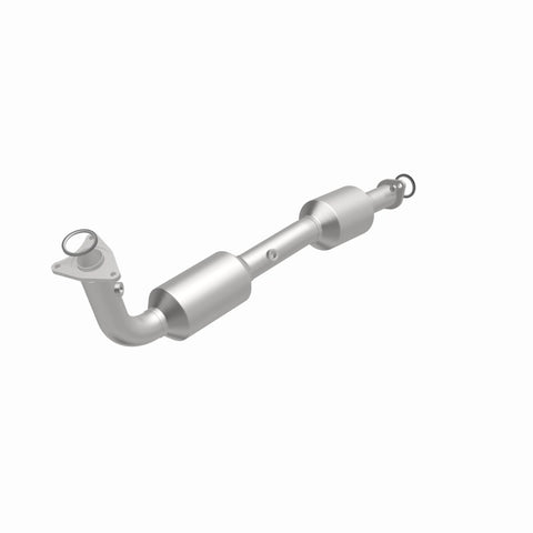MagnaFlow Direct Fit Catalytic Converter 07-09 Toyota Tundra/Sequoia V8 4.7L - 5582626