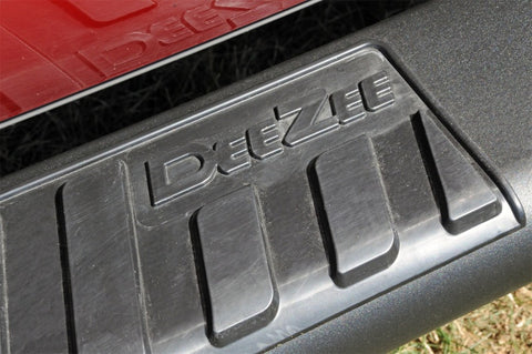 Dee Zee 99-23 Chevrolet/GMC/Dodge/Ford  Full Size Truck Tubes - 6In Oval - Black Steel (CrewCab) - DZ16121