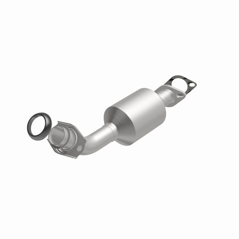 MagnaFlow Pre-OBDII Direct Fit Catalytic Converter 79-85 Dodge Ram 50 2.0L/2.6L - 3391238