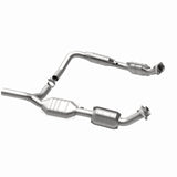 MagnaFlow Direct Fit Catalytic Converter 07-08 Ford E-150 4.6L - 51640
