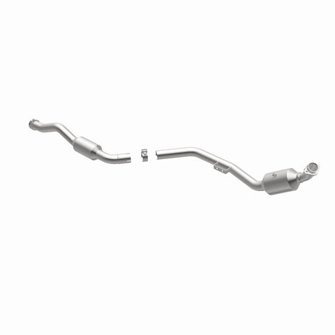 MagnaFlow Direct Fit Catalytic Converter OEM 2007 Mercedes-Benz E350 Underbody - 67.5in Length - 5411665