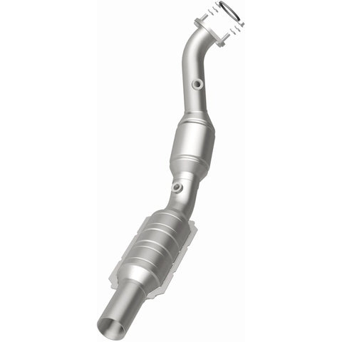 MagnaFlow Direct Fit Catalytic Converter 10-11 Chevrolet Camaro V6 3.6L - 551673