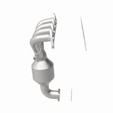 MagnaFlow Direct Fit Catalytic Converter 01-03 Hyundai Elantra 2.0L - 452038