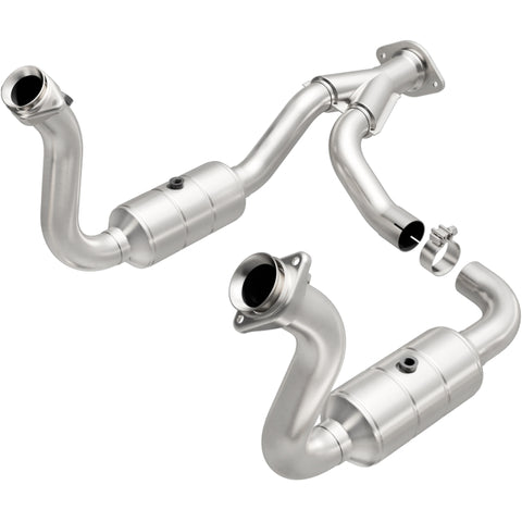 Magnaflow Conv DF 08-10 Ford F-250/F-250 SD/F-350/F-350 SD 5.4L/6.8L / F-450 SD 6.8L Y-Pipe Assembly - 51760