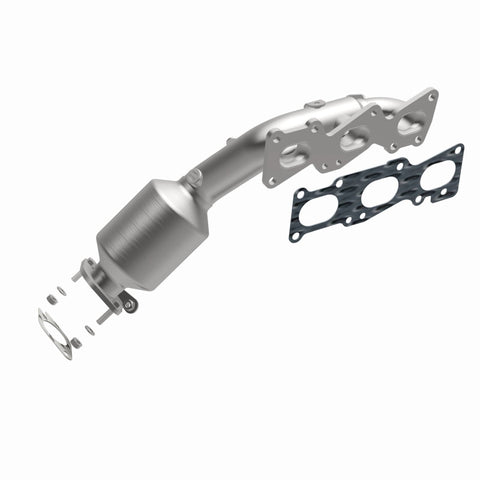 MagnaFlow OEM Grade Federal / EPA Compliant Manif Catalytic Converter 09-11 Hyundai Genesis V6 3.8L - 52778