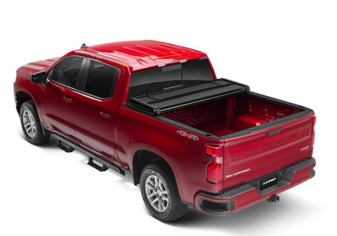 Lund 04-15 Nissan Titan (5.5ft. Bed) Hard Fold Tonneau Cover w/Bracket Kit - Black - 969450