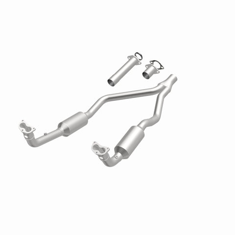 MagnaFlow Direct Fit Catalytic Converter 90-93 Land Rover Range Rover 3.9L V8 - 3391821