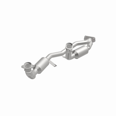 MagnaFlow Direct Fit Catalytic Converter 99-00 Windstar 3.0L V6 - 23542