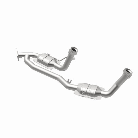 MagnaFlow Direct Fit Catalytic Converter 04 Ford Freestar 3.9L - 23083