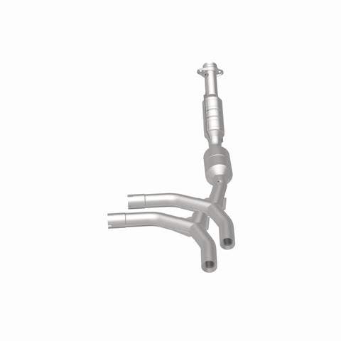 MagnaFlow Direct Fit Catalytic Converter 05-07 Ford E150 4.6L Passenger Side - 24308