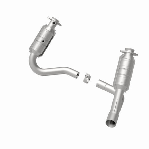 MagnaFlow Conv DF 2008 Chrysler Aspen 4.7L/Dodge Durango 4.7L 2WD - 49638