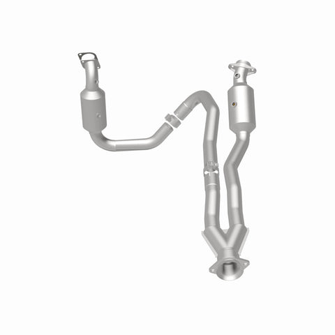 Magnaflow Conv DF 2015-2017 Transit-150 V6 3.5 OEM Underbody - 21-710