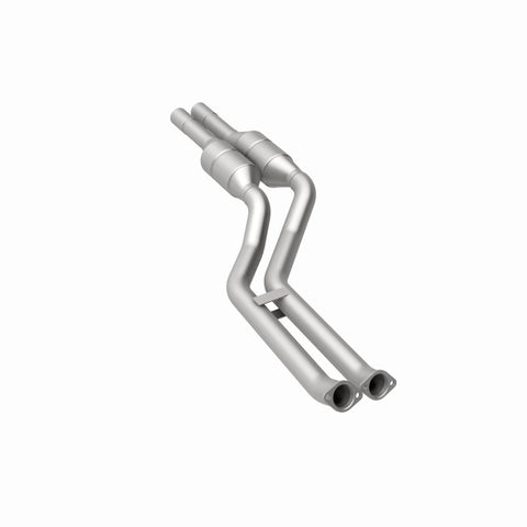 MagnaFlow Direct Fit Catalytic Converter BMW 3 01-06 Rear OEM - 49760