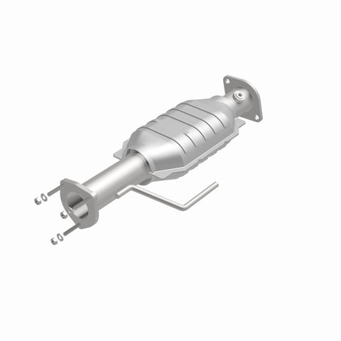 MagnaFlow Direct Fit Catalytic Converter 00-04 Jeep Wrangler Rear - 447211