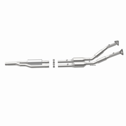 MagnaFlow Direct Fit Catalytic Converter 06- Audi A3 Quattro 3.2L - 49873