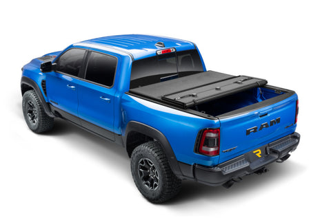Extang 19-23 Dodge Ram w/RamBox New Body (5ft. 7in. Bed) Solid Fold ALX - 88424