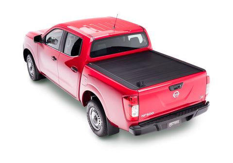 Retrax 04-up Titan Crew Cab 4-doors (w/ or w/o Utilitrack) RetraxPRO MX - 80741