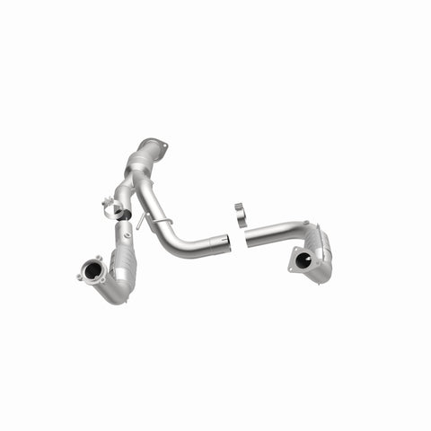 MagnaFlow Direct Fit Catalytic Converter 11-13 Chev Silverado 2500 HD/3500 HD 6.0L - 51812