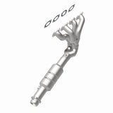 MagnaFlow Direct Fit Catalytic Converter 02-03 BMW 745i 4.4L - 24194