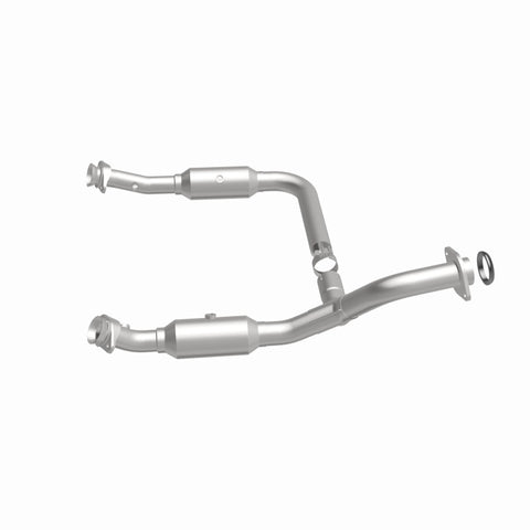 MagnaFlow DF Cat Conv 06-09 Ford Explorer/06-10 Mercury Mountaineer 4.6L Y-Pipe Assembly (49 State) - 93627