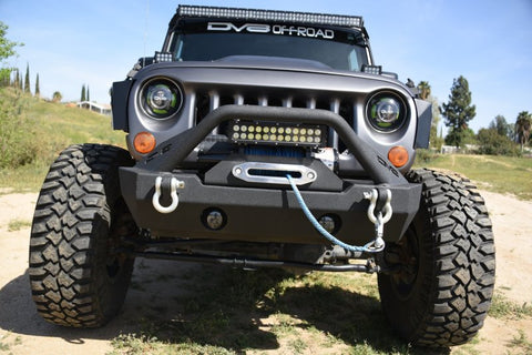 DV8 Offroad 07-18 Jeep Wrangler JK/JL FS-15 Steel Stubby Front Bumper w/ Fog Lights - FBSHTB-15