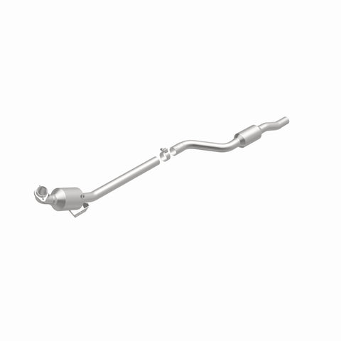 MagnaFlow Conv Direct Fit 10-12 Mercedes-Benz GLK350 V6 3.5 OEM Underbody - 21-440
