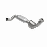 MagnaFlow Direct Fit Catalytic Converter 01-02 Ford F-150 5.4L - 51324