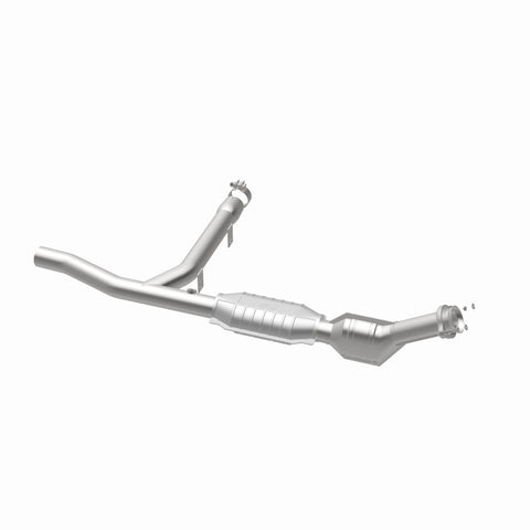 MagnaFlow Direct Fit Catalytic Converter 97-98 Ford Trucks 4.2L - 447132