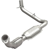 MagnaFlow Direct Fit Catalytic Converter 97-98 Ford Trucks 5.4L - 447129
