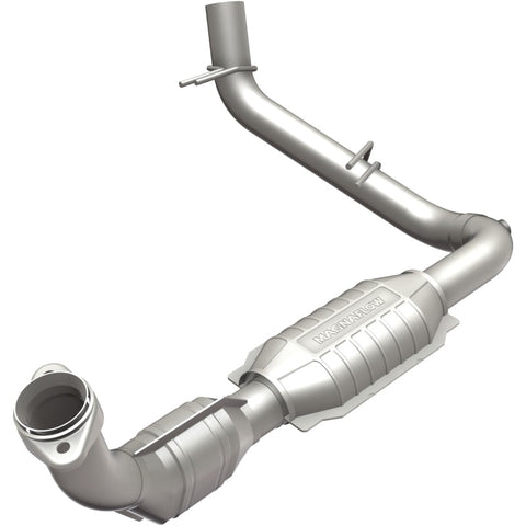 MagnaFlow Direct Fit Catalytic Converter 97-98 Ford Trucks 5.4L - 447129