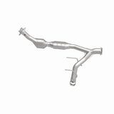 MagnaFlow Direct Fit Catalytic Converter 03-04 Ford Expedition 5.4L V8 Passenger Side - 24414