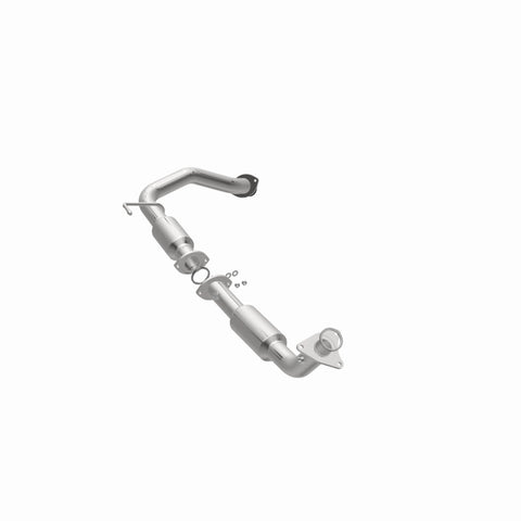 Magnaflow 08-17 Toyota Sequoia 5.7L CARB Compliant Direct-Fit Catalytic Converter - 5582559