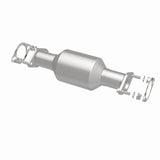 MagnaFlow Direct Fit Catalytic Converter 03-06 Kia Sorento 3.5L rear - 49924