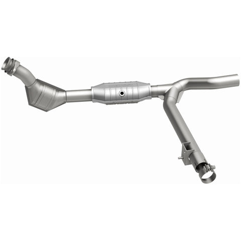 MagnaFlow Direct Fit Catalytic Converter 99-00 Ford F-150 4.2L 50S - 447142
