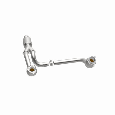 MagnaFlow 14-15 Chevrolet Silverado 1500 Underbody 4.3L / 5.3L Direct-Fit Catalytic Converter - 280424