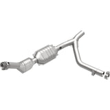 MagnaFlow Direct Fit Catalytic Converter 01 Ford Trucks 5.4L - 447126