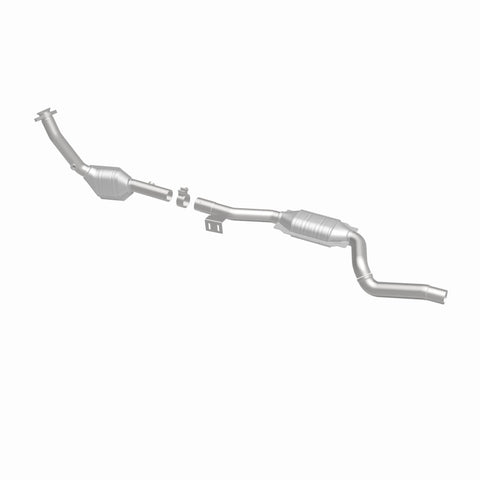 MagnaFlow Direct Fit Catalytic Converter 2003 ML350 3.7L Underbody - 52115