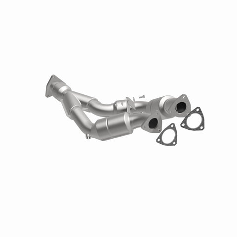 MagnaFlow Direct Fit Catalytic Converter 04-06 VW Touareg 3.2L - 51499