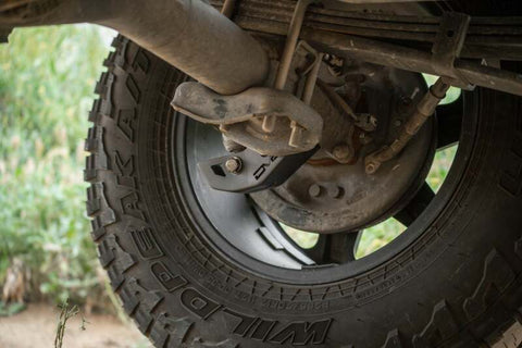 DV8 Offroad 16-23 Toyota Tacoma Rear Shock Skid Plates - SPTT1-02