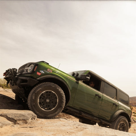 Ford Racing 21-24 Bronco 17in x 8.5in Machined Face Wheel Kit - M-1007K-P1785MBM