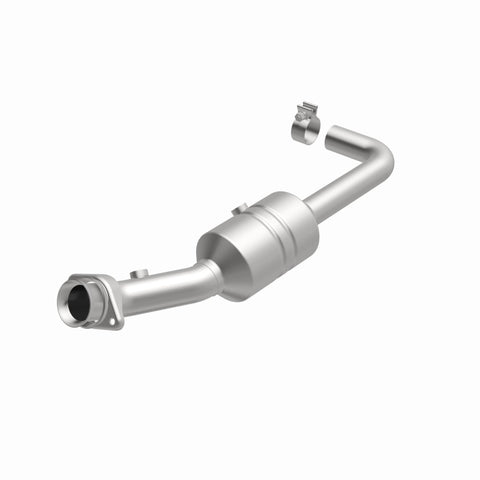 MagnaFlow Direct Fit Catalytic Converter 2011-2014 F-150 3.7L Underbody - 52157