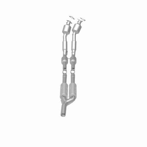 MagnaFlow Direct Fit Catalytic Converter 2012-2015 Passat (B7) 3.6L V6 OEM Grade - 52938