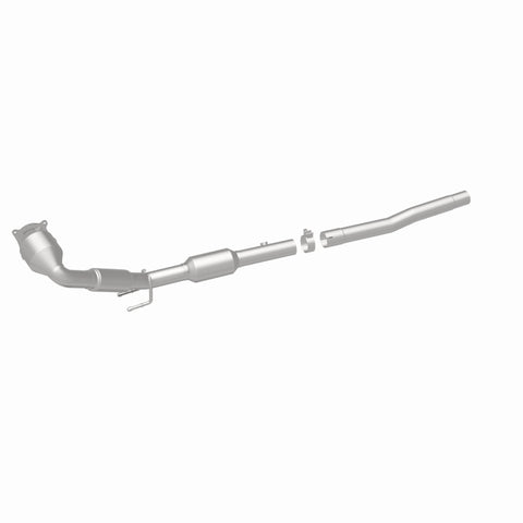 MagnaFlow 12-23 Volkswagen Beetle L4 2.0L OEM Underbody Direct-Fit Catalytic Converter - 52281