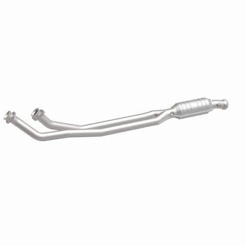 MagnaFlow Conv Volvo 6.5X4 2/2.5 - 23954