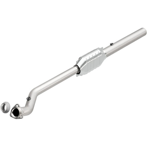 MagnaFlow Direct Fit Catalytic Converter 99 GM Express Van PS 5.7L - 93613