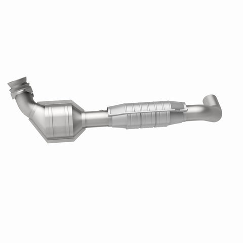 MagnaFlow Direct Fit Catalytic Converter 04-05 Ford F-150 5.4L D/S 2WD (Excl 04 Heritage Edition) - 49705