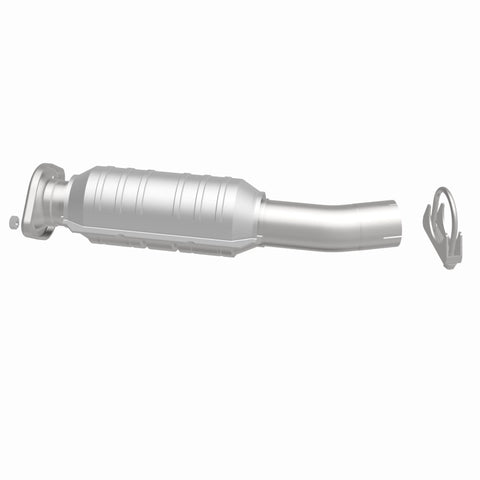 MagnaFlow Direct Fit Catalytic Converter 04 Toyota Sienna 3.3L - 23084
