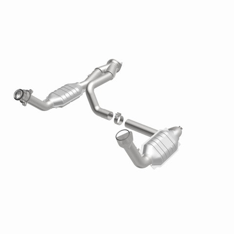 MagnaFlow DF Cat. Conv 02-06 Cadillac Truck. 8 5.3L Dual Conv. Y-Pipe Assy 2wd/Chevy Truck 99-07 - 51097