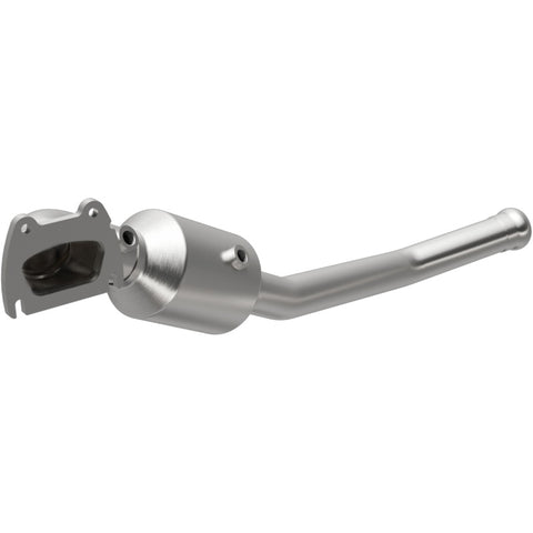 MagnaFlow Direct Fit Catalytic Conv 13-18 Dodge Durango 3.6L V6 / 13-18 Jeep Grand Cherokee 3.6L V6 - 21-251